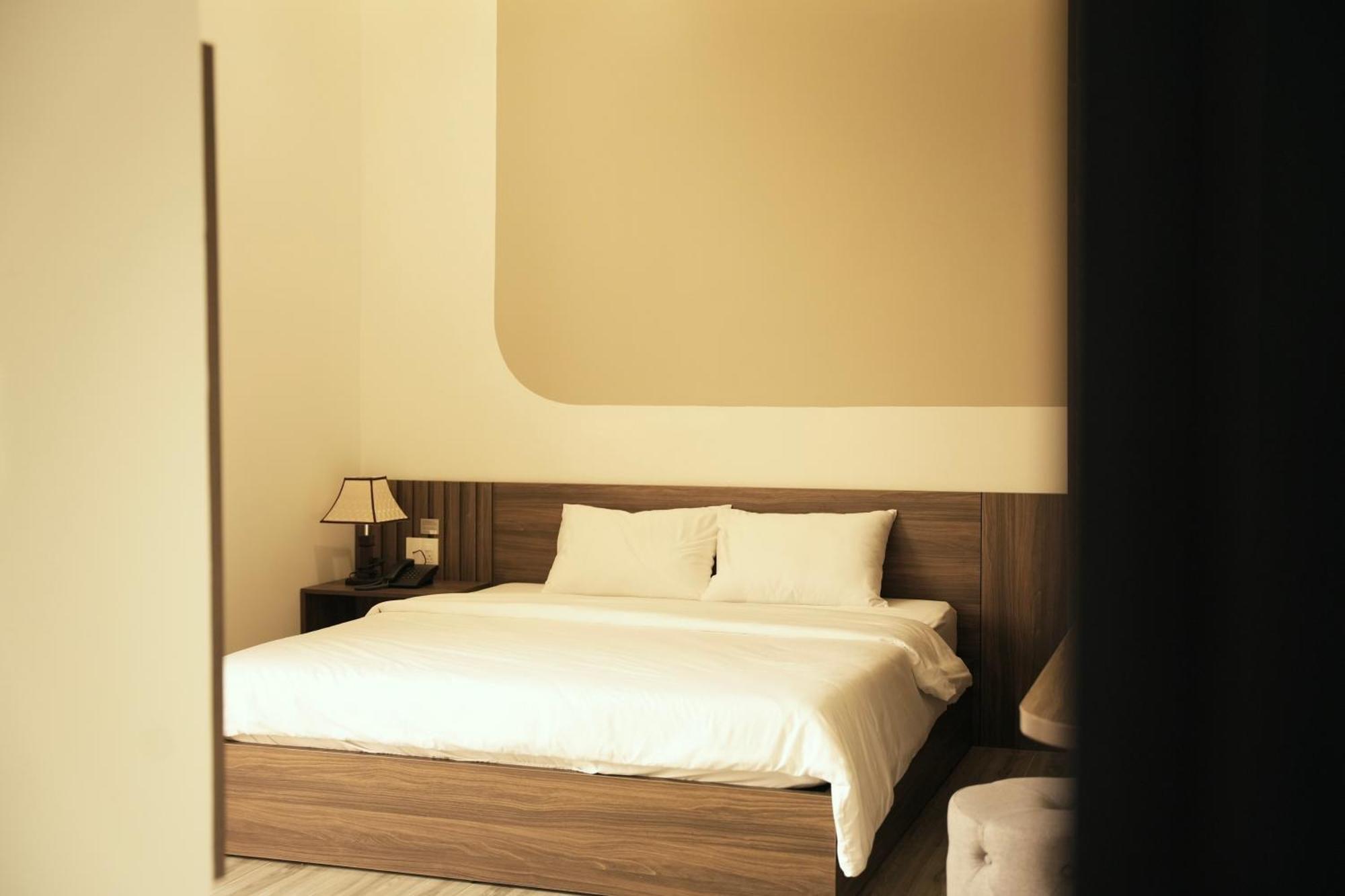 Tuyet Suong Hotel Quảng Ngãi Buitenkant foto