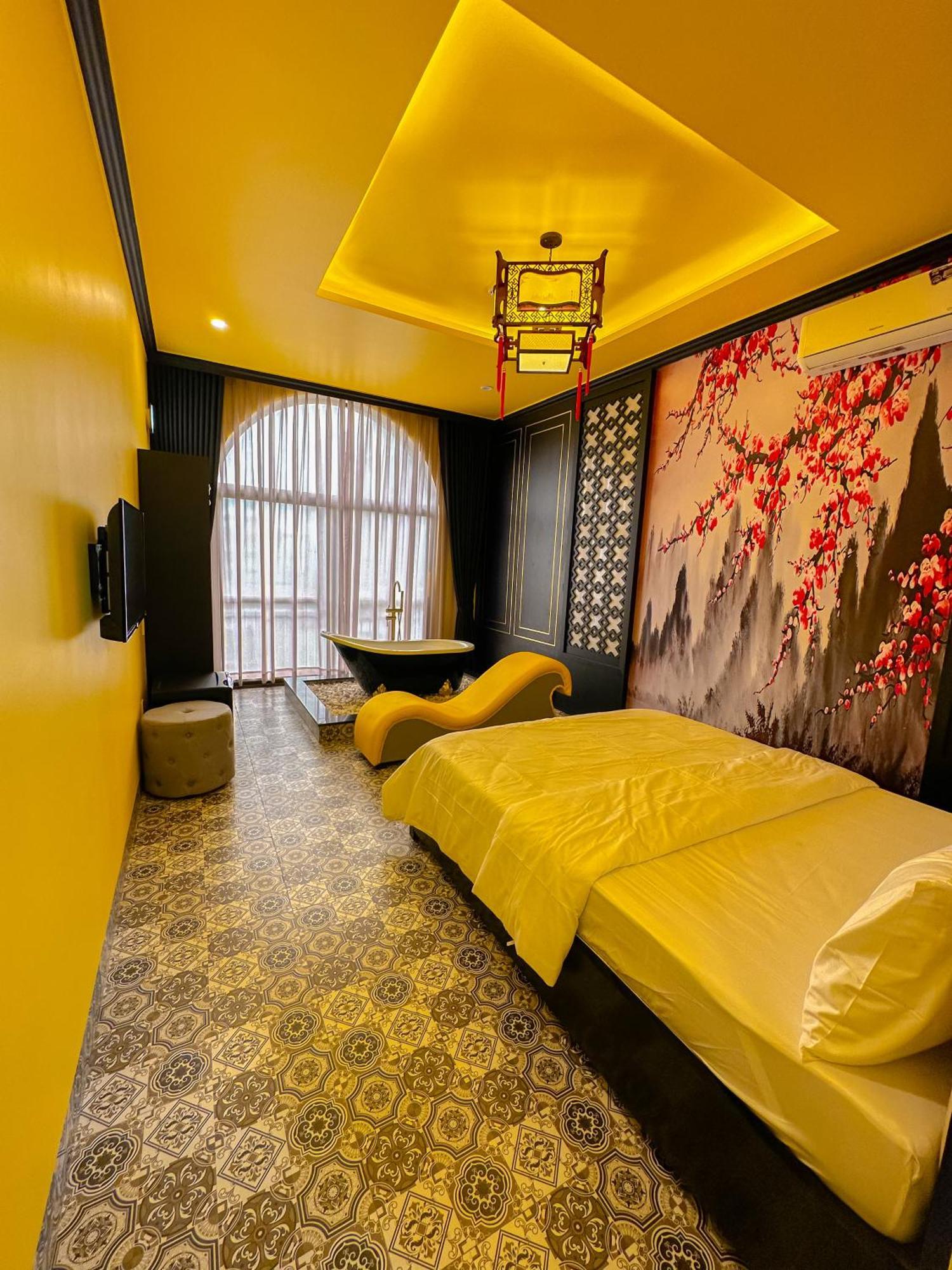 Tuyet Suong Hotel Quảng Ngãi Buitenkant foto